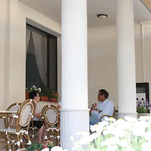Riva Del Sole Hotel