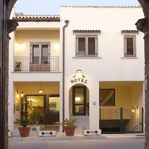 Al-tair Hotel